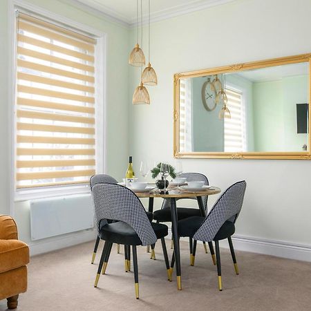 Cosy Flat 5 Min From Holland Park Station! London Apartment ภายนอก รูปภาพ