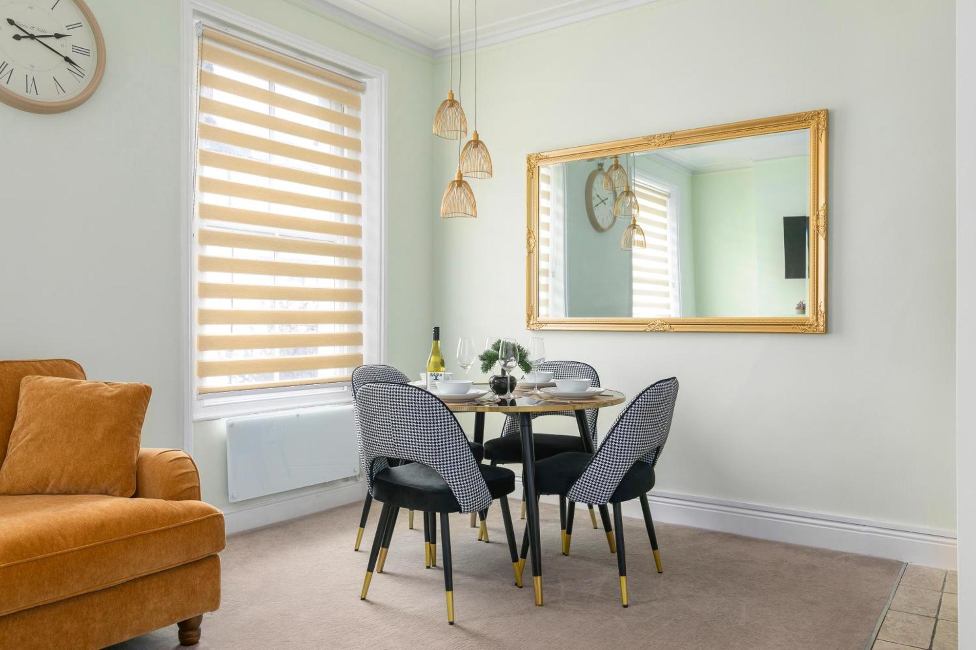 Cosy Flat 5 Min From Holland Park Station! London Apartment ภายนอก รูปภาพ