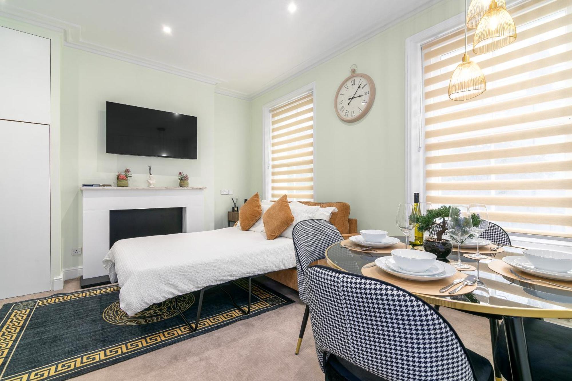 Cosy Flat 5 Min From Holland Park Station! London Apartment ภายนอก รูปภาพ