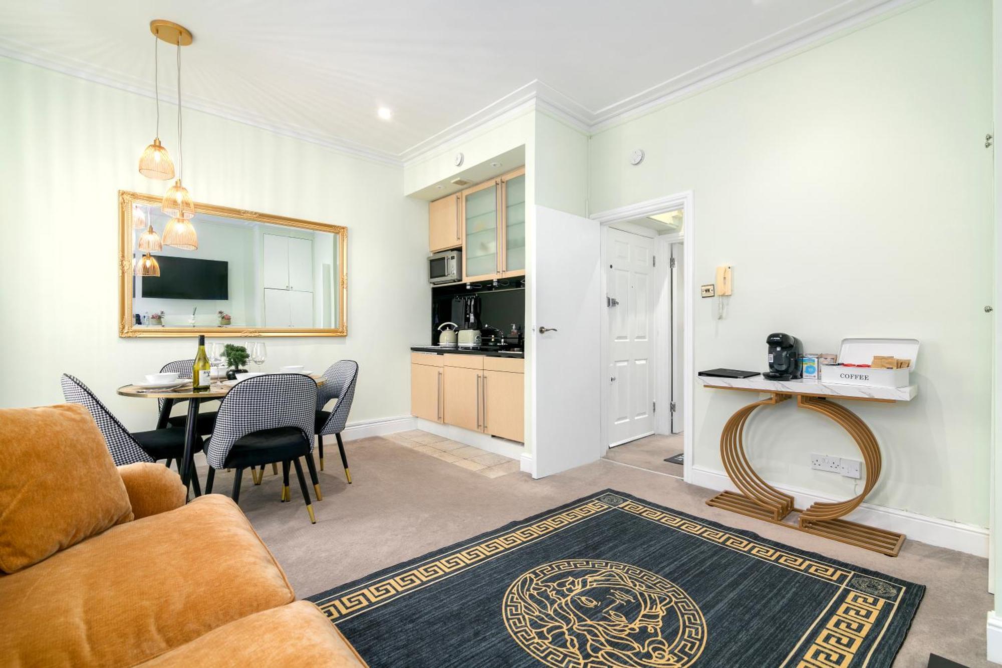 Cosy Flat 5 Min From Holland Park Station! London Apartment ภายนอก รูปภาพ