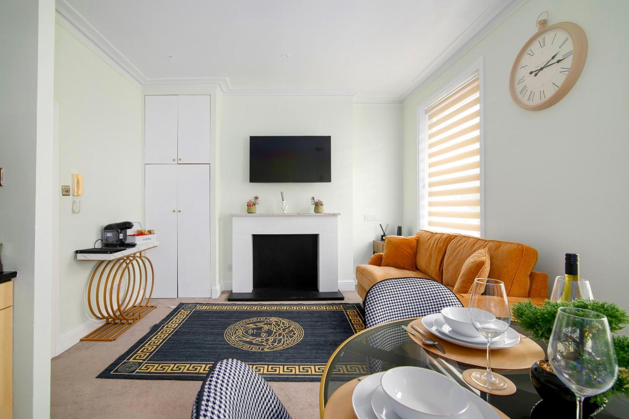 Cosy Flat 5 Min From Holland Park Station! London Apartment ภายนอก รูปภาพ
